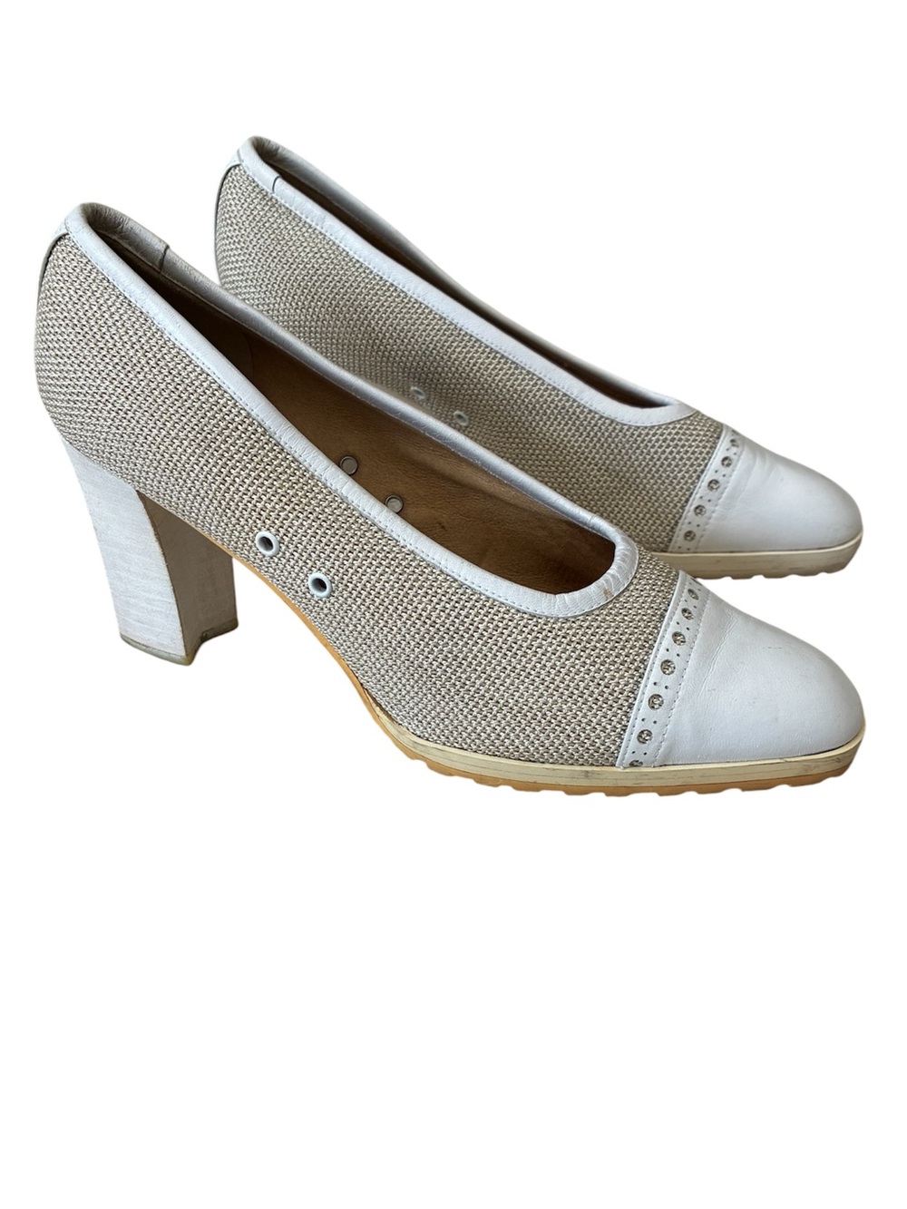 Stuart Weitzman Women's Vintage White Woven Narrow Cap Toe Pumps Shoes Size 8